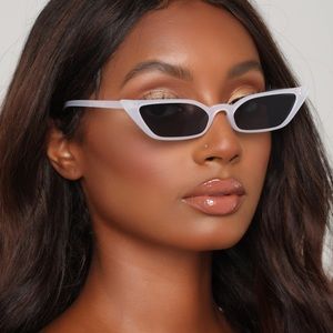 Cat To Know Me Sunglasses - Clear/Black